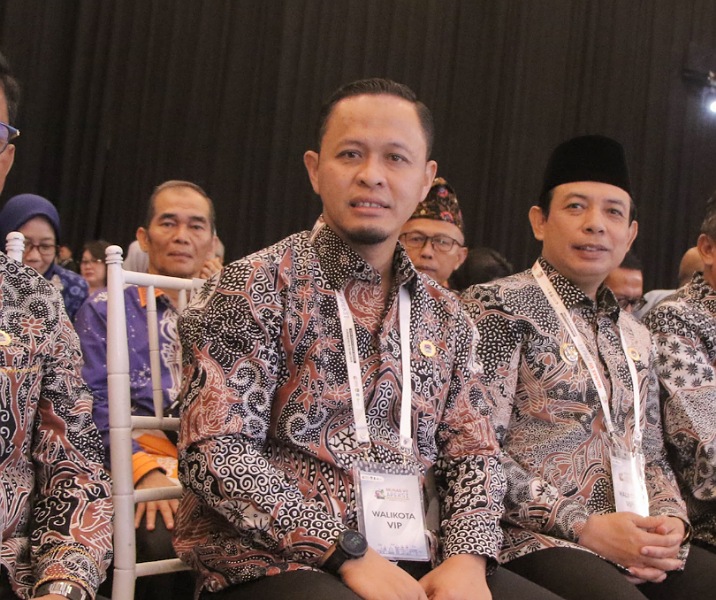 Wali Kota Pekanbaru Agung Nugroho saat menghadiri Munas Apeksi di Surabaya. Foto: Istimewa.