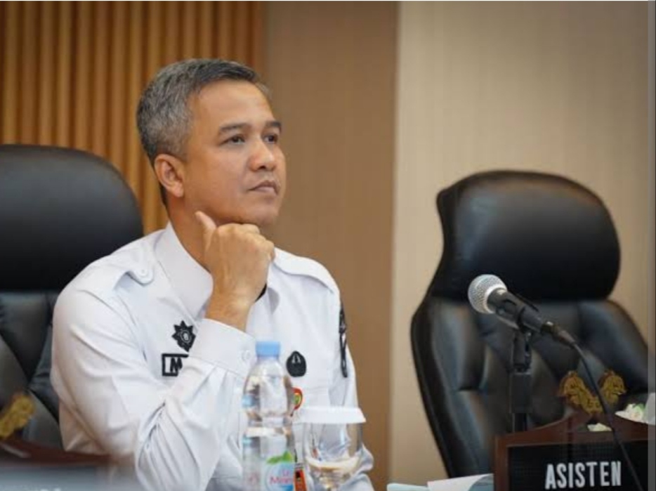 Asisten II Setdaprov Riau, Job Kurniawan